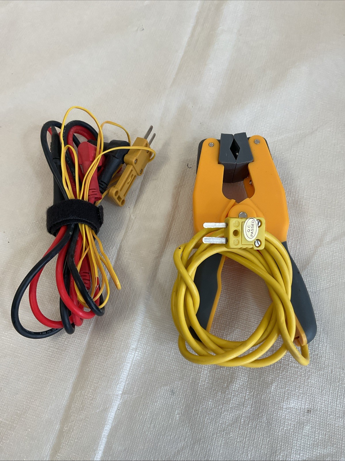 Fieldpiece SC420 True RMS Clamp Meter with Temperature, Probes And Case