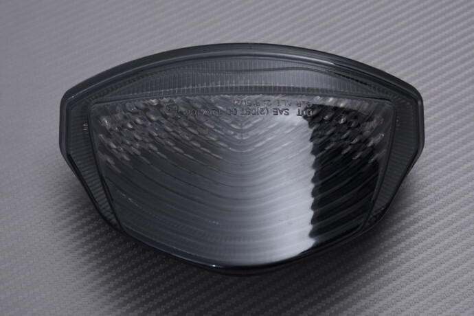 Feu stop LED teinté Suzuki GSR 750 finition premium polycarbonate