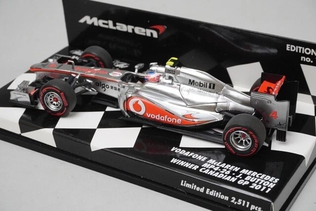 1:43 MINICHAMPS 530114314 Vodafone McLaren Mercedes MP4-26 Canadian GP 2011 #4 - Image 2 of 4