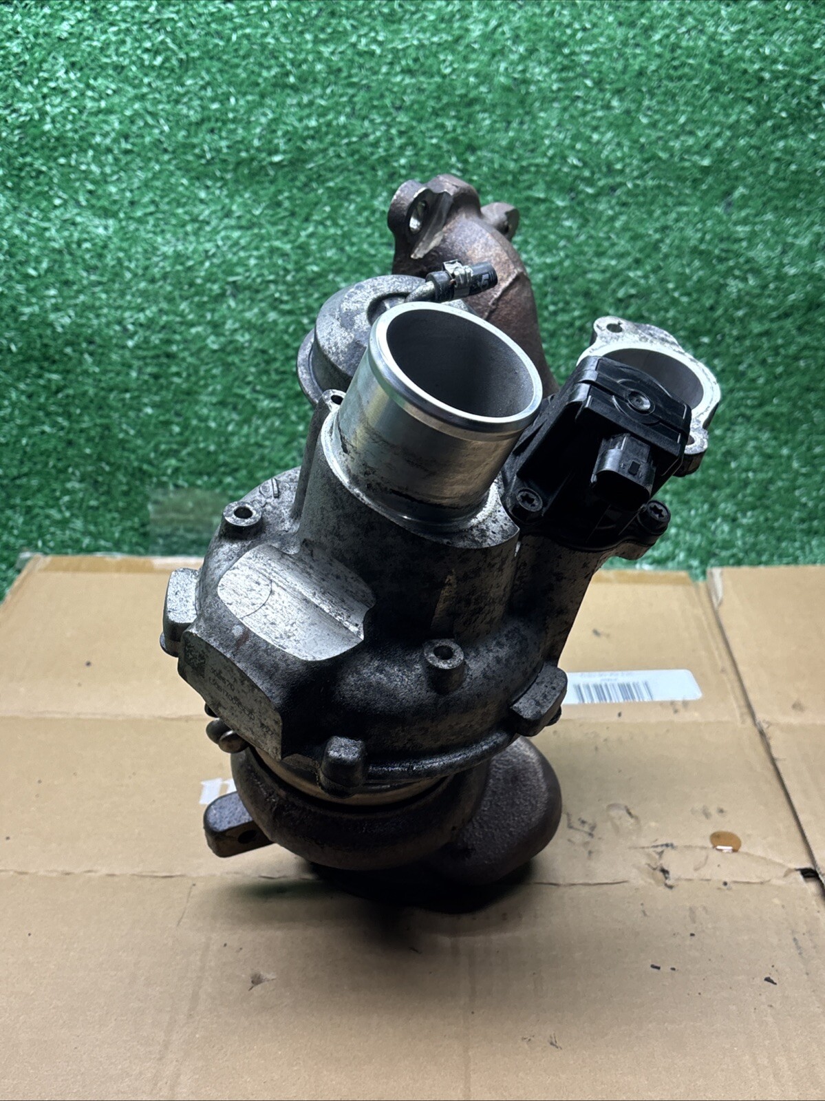14-20 Maserati Ghibli Quattroporte Levante Left  Turbocharger Manifold Assy OEM