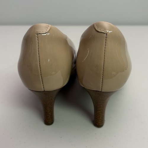 Clarks Womens Size 6 Heavenly Star Dress Nude Pumps Classic Minimalist Academia - Picture 2 of 8
