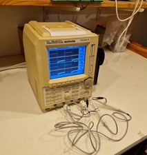 Yokogawa DL-1540CL Digital Oszilloskop 150MHz 200MS/s mit I2C-Analyzer