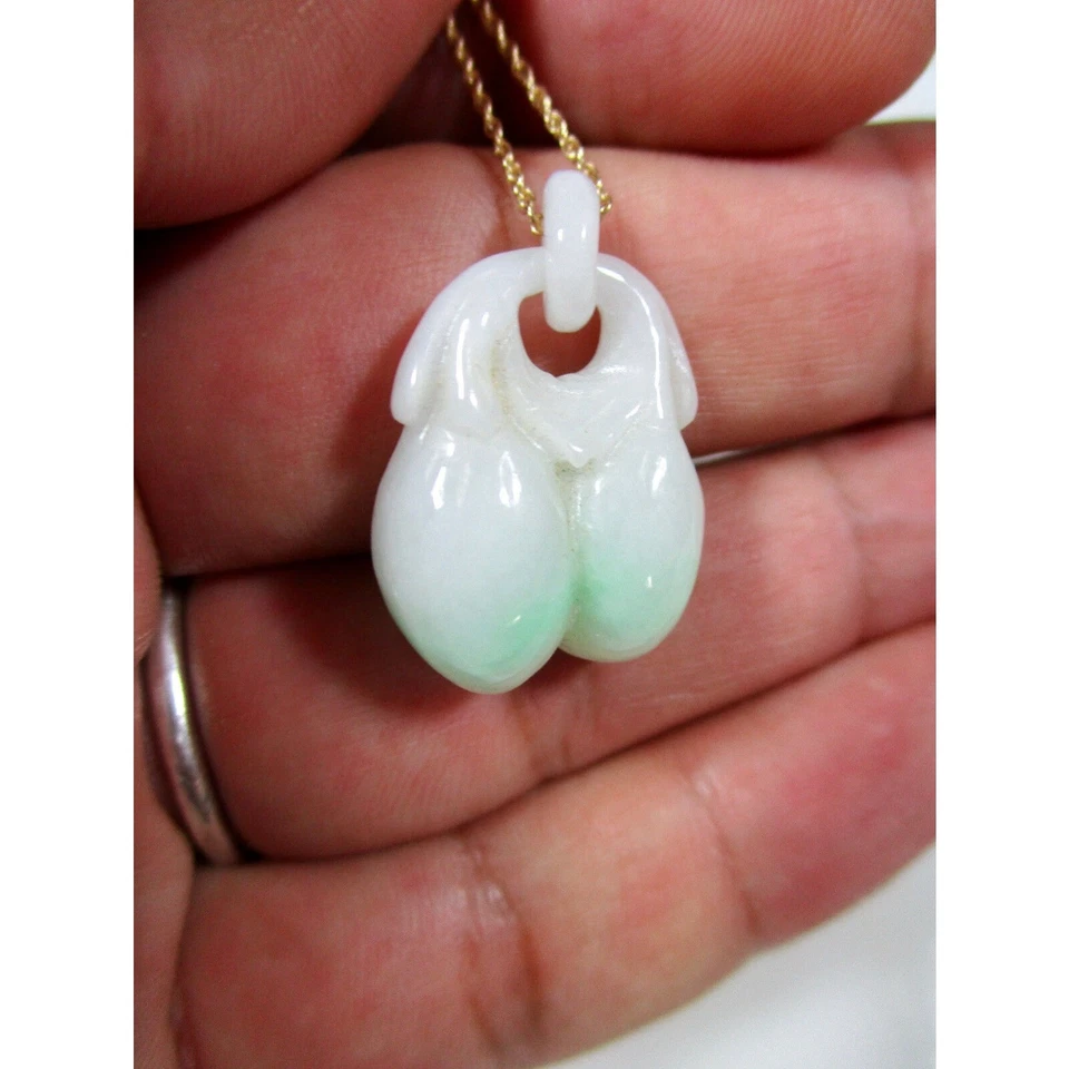 COLLAR COLGANTE INUSUAL ANTIGUO CHINO TALLADO BLANCO VERDE JADE FRUTA ORO 14K Foto 3 de 4