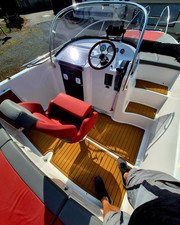 Sportboot mit Kabine - Trailer und 100 PS Honda 4takter / Neuwertiger Zustand