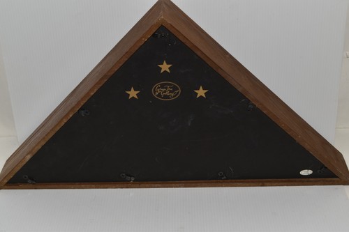 US ARMY VIETNAM VETERAN SP4 KENNY COY LEES MEMORIAL FLAG IN VITRINE (ACS47) - Bild 4 von 4