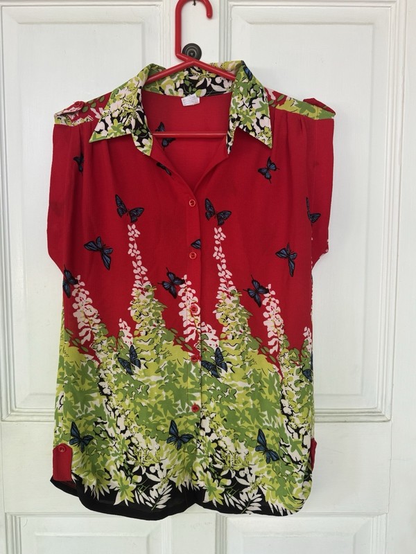 Vintage Top Short Sleeve Aloha Butterfly Print Button Up Size L Lightweight