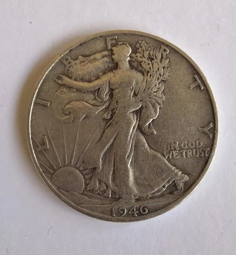 1946 Walking Liberty Half Dollar VF/VF+ 90% Silver U.S. coin KM19 50c