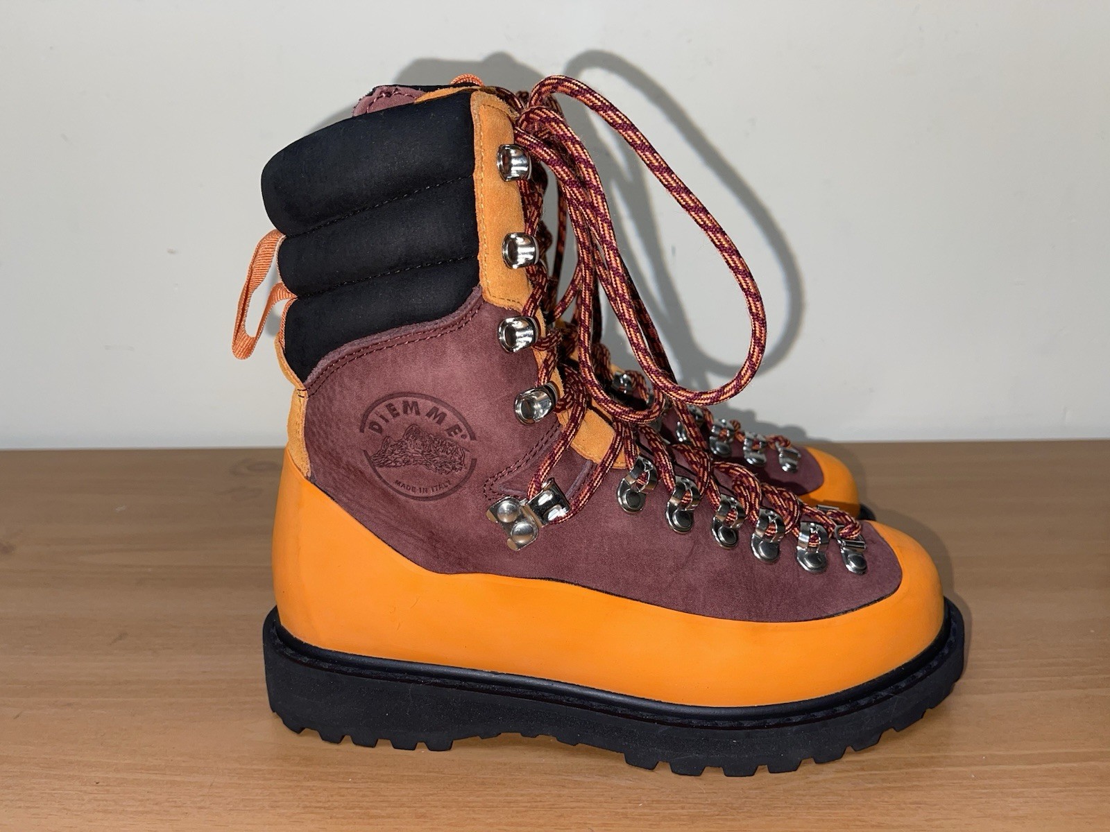 Diemme Roccia Women’s Orange Colorblock Boots High Lace Up Sz US 7 EU 37 Italy