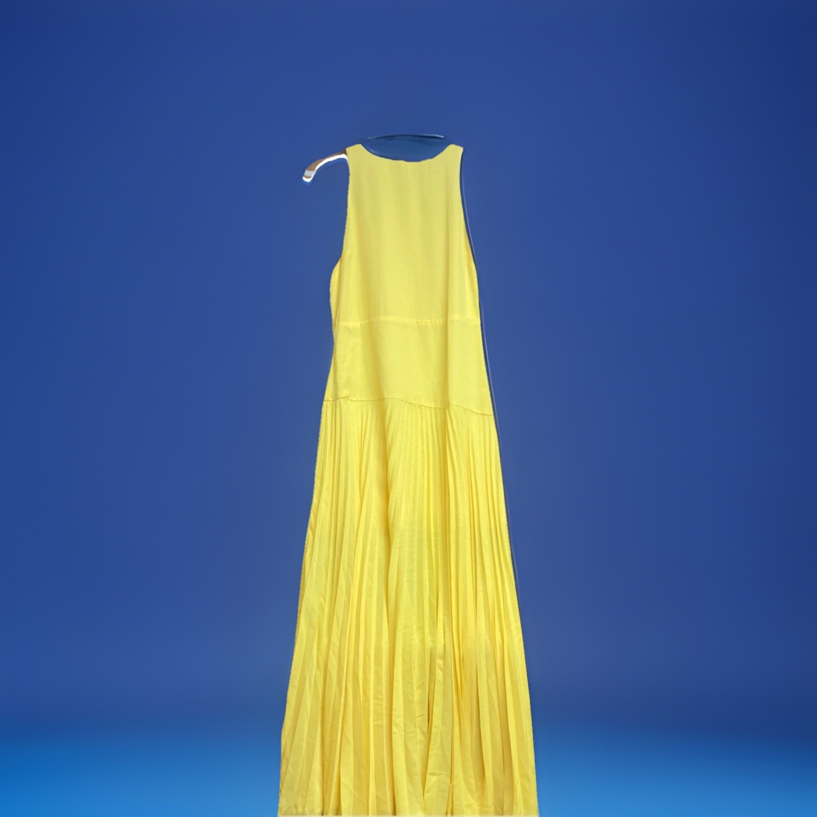 VICI Collection Sleeveless Yellow Pleated Maxi Dress Size Medium