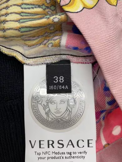 VERSACE/Hoodie/Size 38/Wool/Black/1005886 1A04067 thumbnail 4