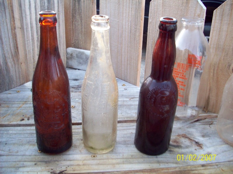 LOT BOTTLES. PEPSI SPIRAL, WIESSNER & SONS BEER, CUMBERLAND BREWING COMPANY BEER