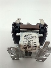 Honeywell General Purpose Relay R8222D 1014... 24V 50/60 Hz