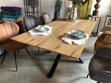 Esstisch Tisch mit Schweizer-Kante massiv Wildeiche