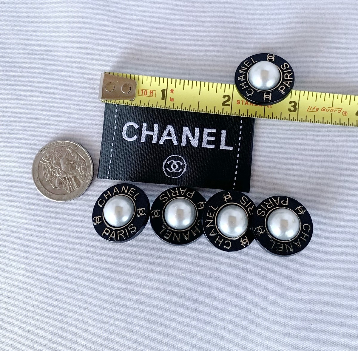CHANELボタン5個 Chanel Vintage Button Set of 5 Size 25 mm Gold Tone Metal