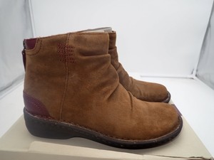 clarks avington boots