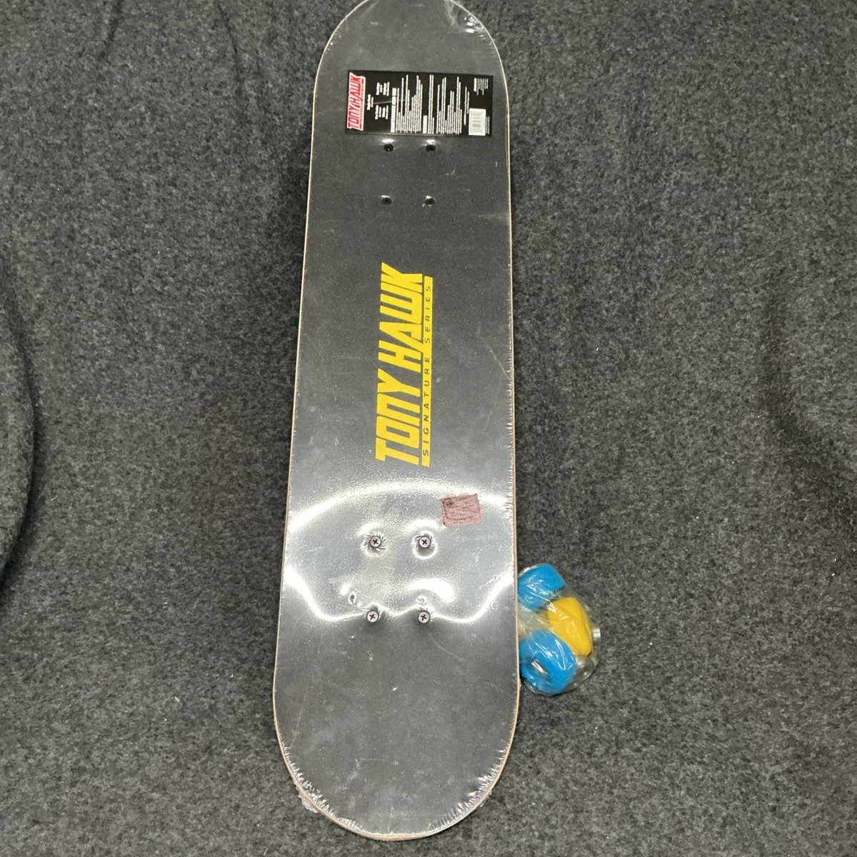 Tony Hawk Signature Series 31-inch Complete Skateboard Still In