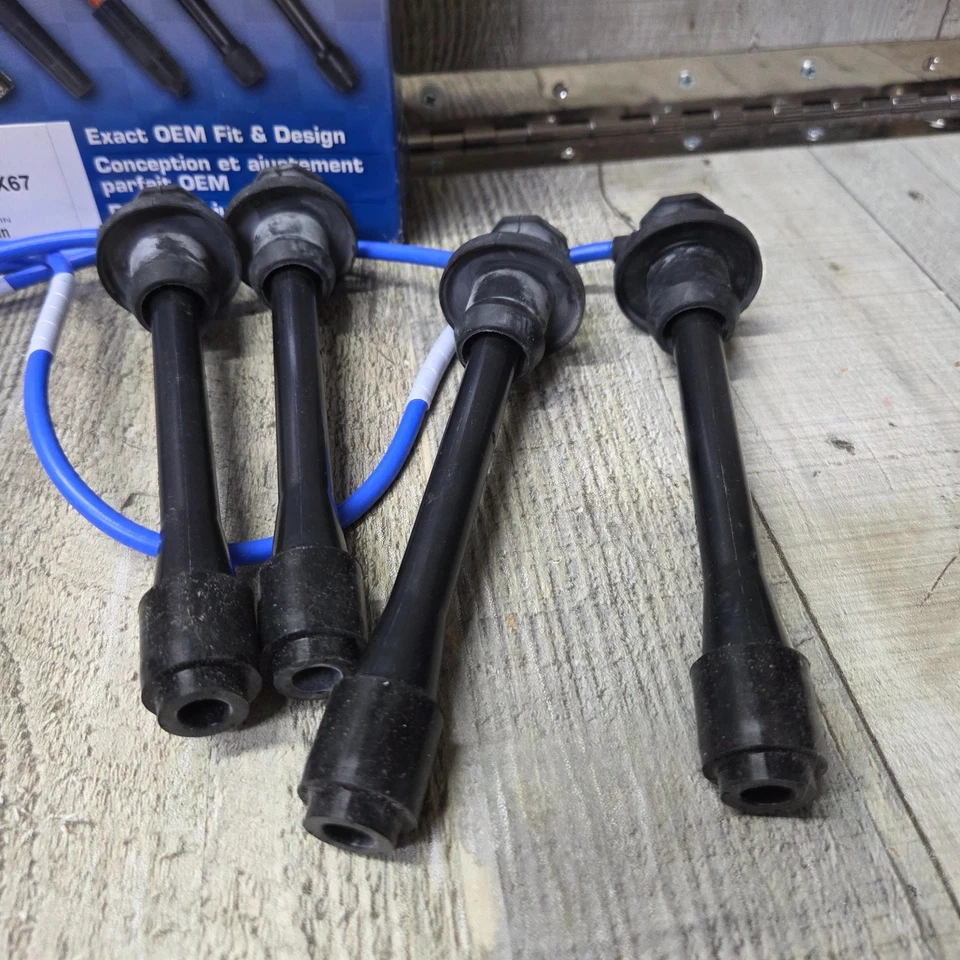 Juego de cables de encendido NGK RC-TX67 para Toyota 4Runner 1997-2000 L4-2,7 L chispa NUEVO Foto 3 de 4