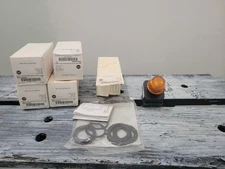 Allen-Bradley 800H-QRH2A 30mm Pilot Light 800H PB Amber Lens. New In a Box.