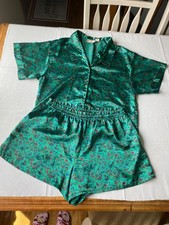 Vintage Victoria's Secret Gold Label Shorts Pajama Set Size Medium emerald green