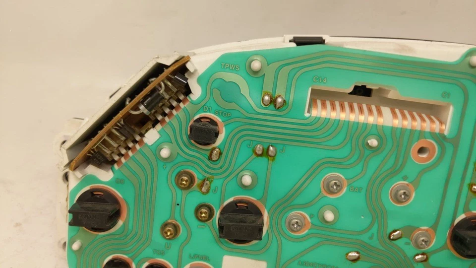 2001-2001 Hyundai Xg300 Speedometer Instrument Cluster Gauges ZLSSI - Image 4 of 4