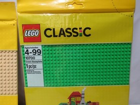 4 LEGO 10699 & 10700 Classic - Sand & Green Baseplates - 32 x 32  (G23J)