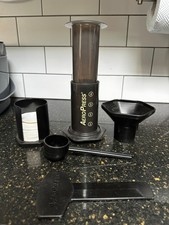 AeroPress Coffee Maker + 100 Filters Espresso Style 1-3 Cup Aerobie Aeropress