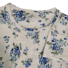 Vtg Casual Nights Blue Floral Cotton Flannel Nightgown Size Small Lace Pintucks