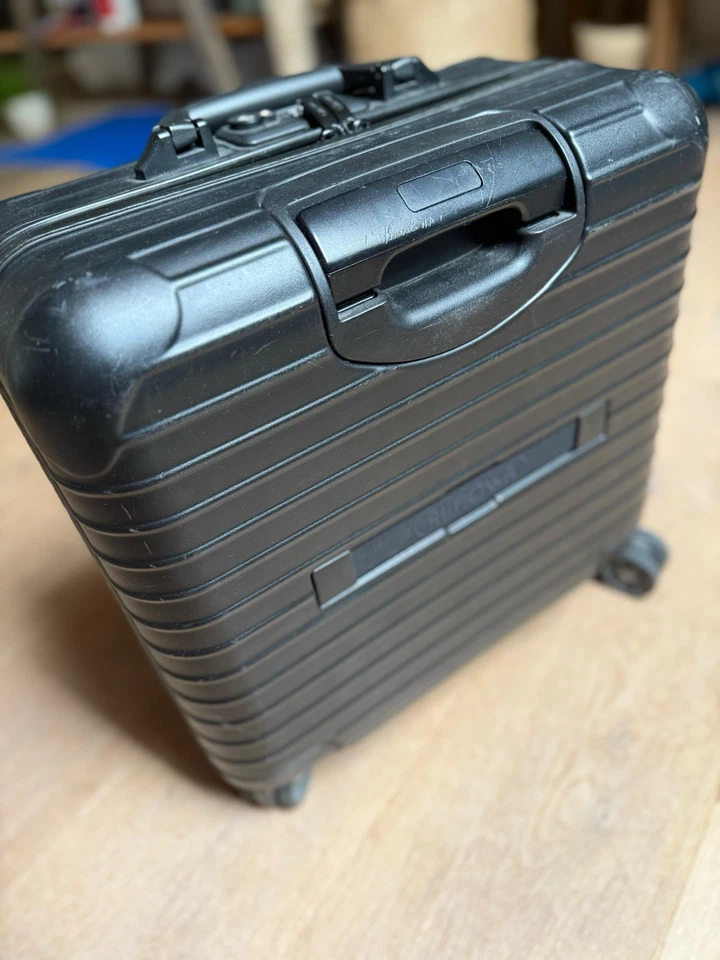 Rimowa Salsa Buisness Multiwheel Trolley Pre LVHM - Image 4 of 4