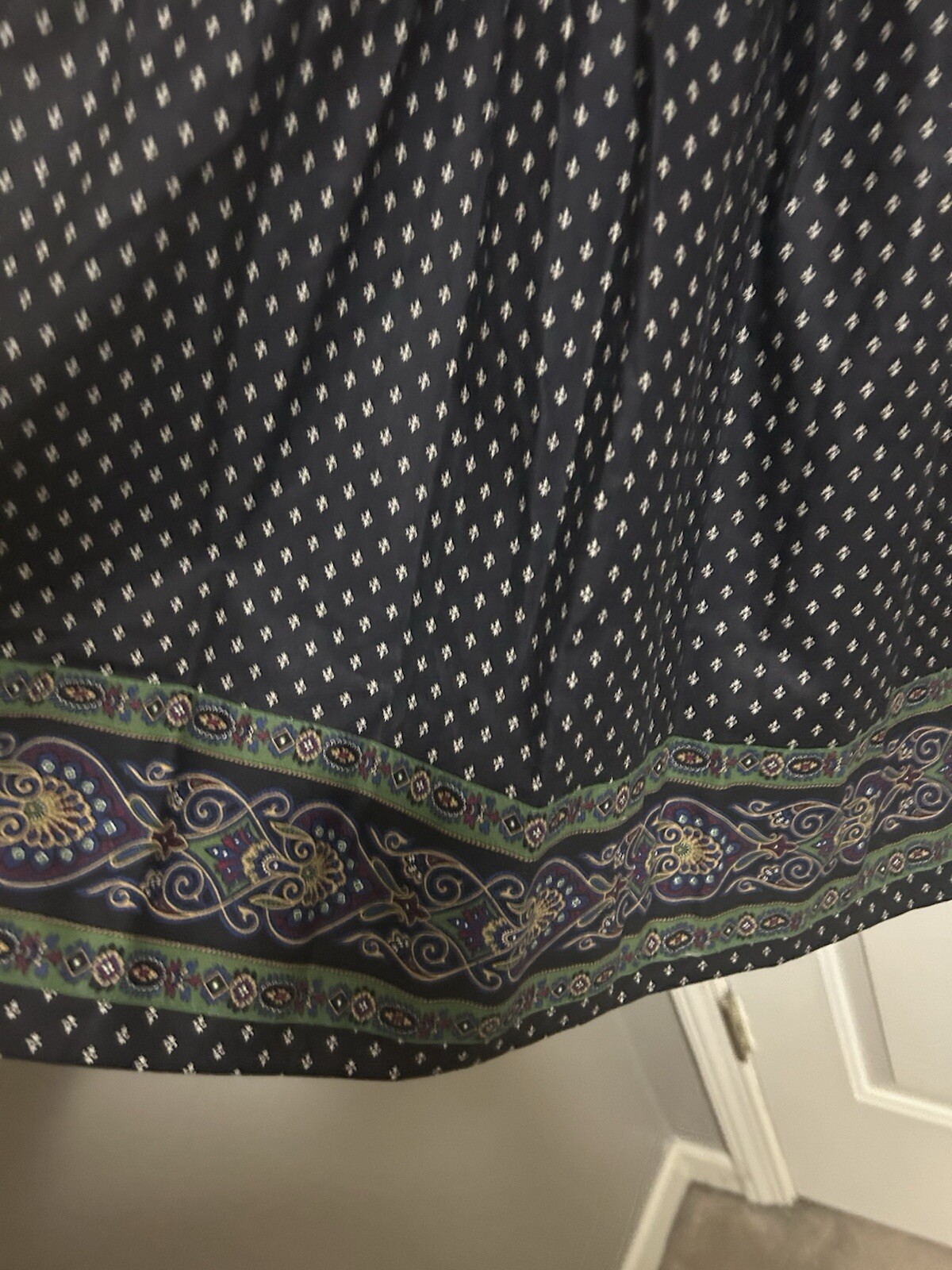 Picture 4 of 5