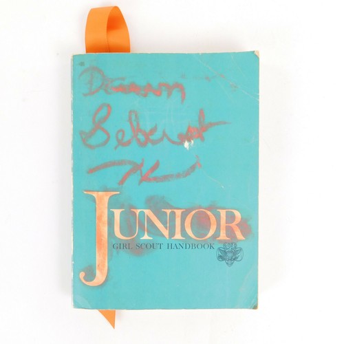 Manuel scout jeune fille 1971 vintage