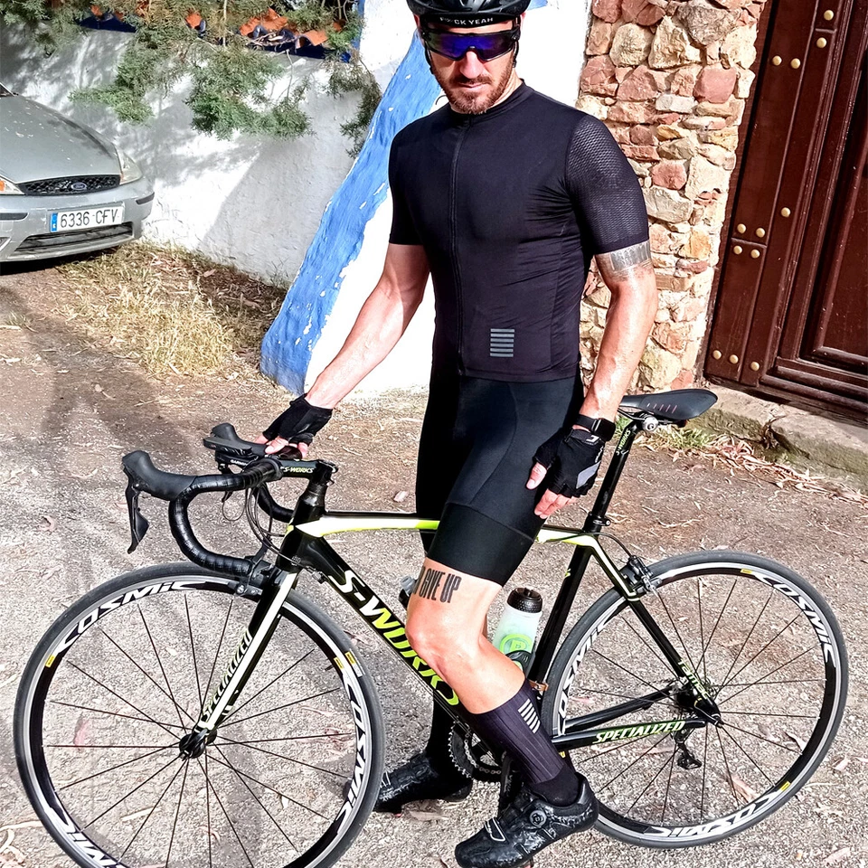 YKYWBIKE Mens Cycling Socks Anti Slip Silicone Unisex Bicycle Running Bike Socks - Image 4 of 4