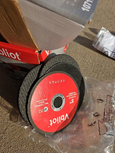 Vbliot 1071 Angle Grinder - Picture 5 of 6