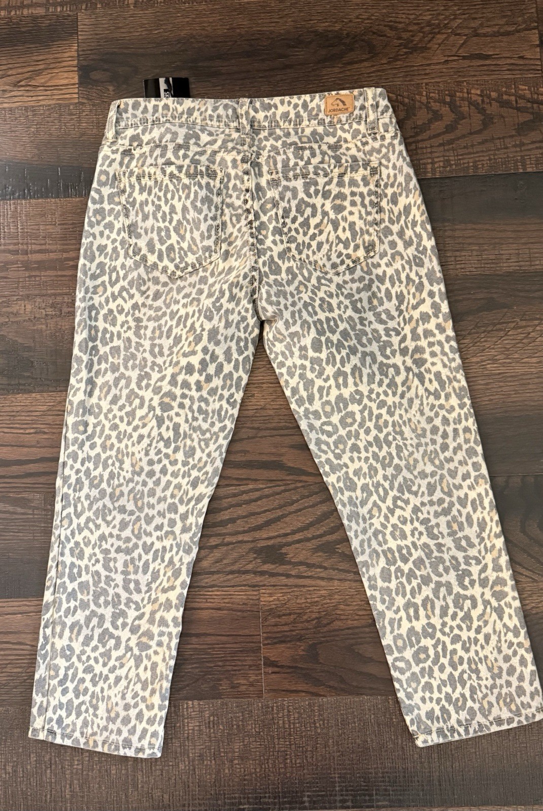 Picture 3 of 11
