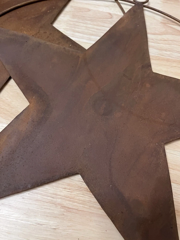 2 18” Metal Rusty Stars. Western Equestrian Primitive Farmhouse Country Rustic - Image 4 of 4