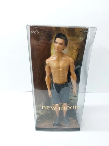 Damaged Box Barbie Collector  Doll Twilight Saga New Moon Jacob Pink Label 2009