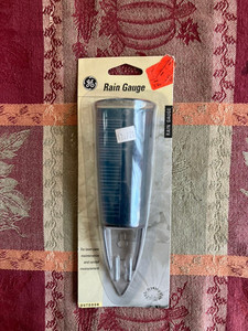 GE 3" Capacity Easy-to-Read Magnifying Rain Gauge, Acrylic