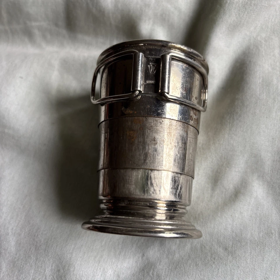 Taza plegable vintage hecha en Alemania. "Vidrio de chupito de placa de plata de 3""" Foto 4 de 4