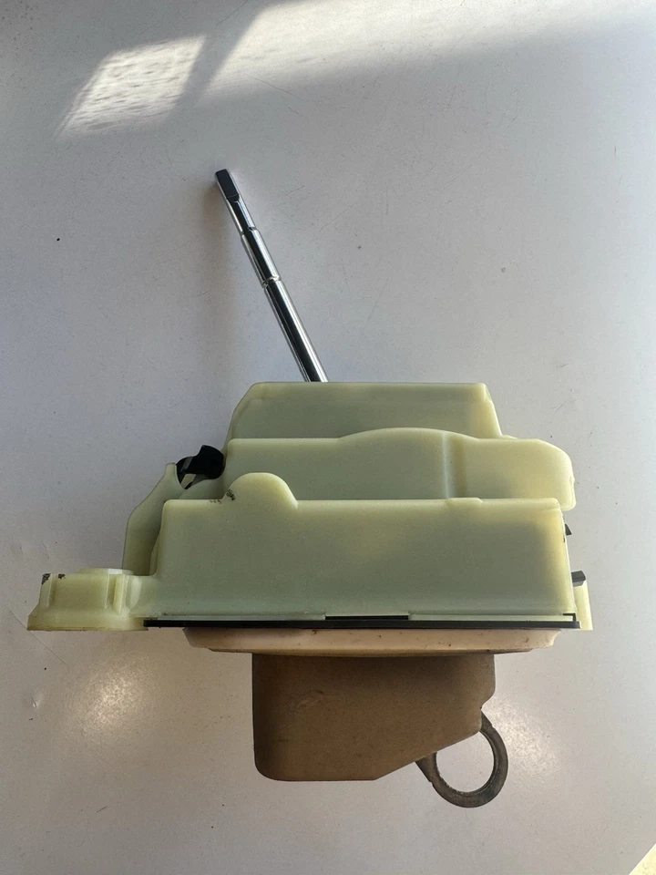 2003-09 MERCEDES BENZ W211 E-CLASS FLOOR SHIFTER GEAR SELECTOR OEM A2112671624 - Image 2 of 4