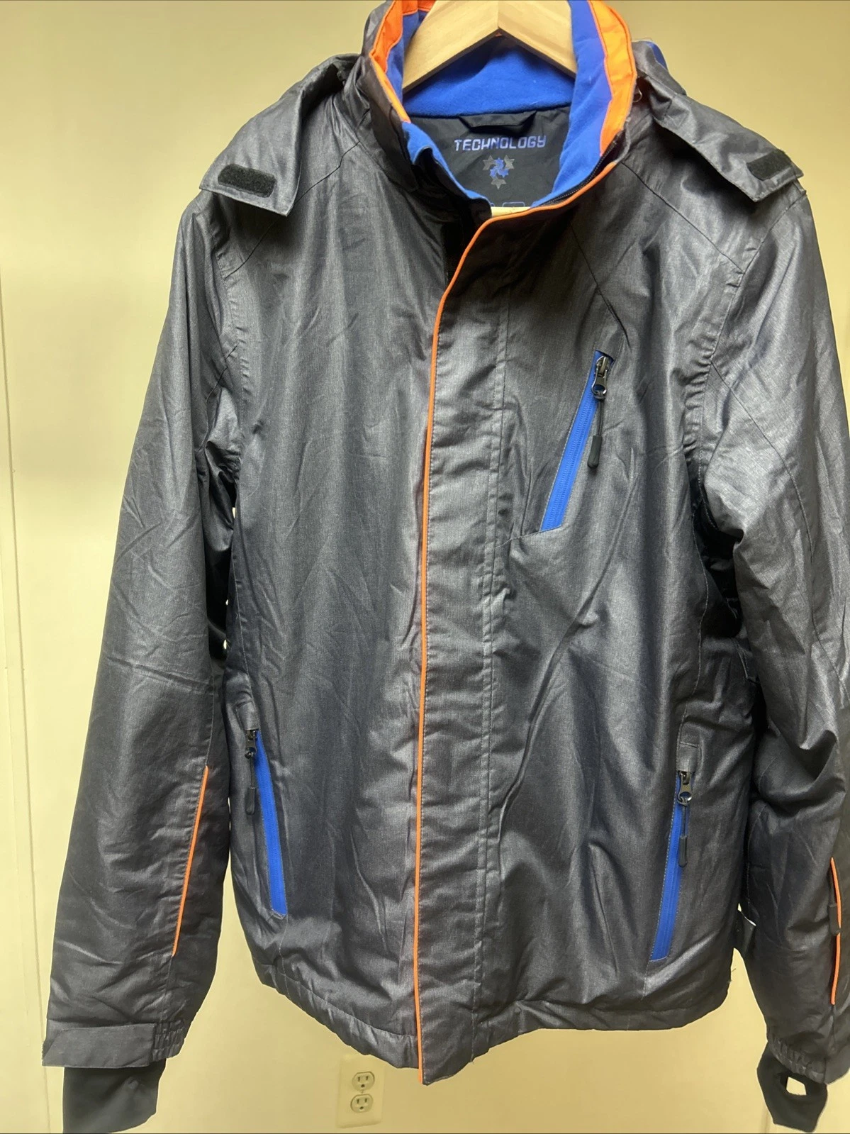 Windproof, Waterproof, Breathable, Thermal Tech Jacket Multiple Pockets Men L