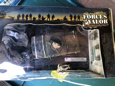 FORCES OF VALOR:  US M1036 Humvee, 82 Airbone Division, Kuwait 1991,  ''81302''