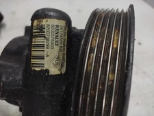 Pompe direction assistée Nissan KUBISTAR
