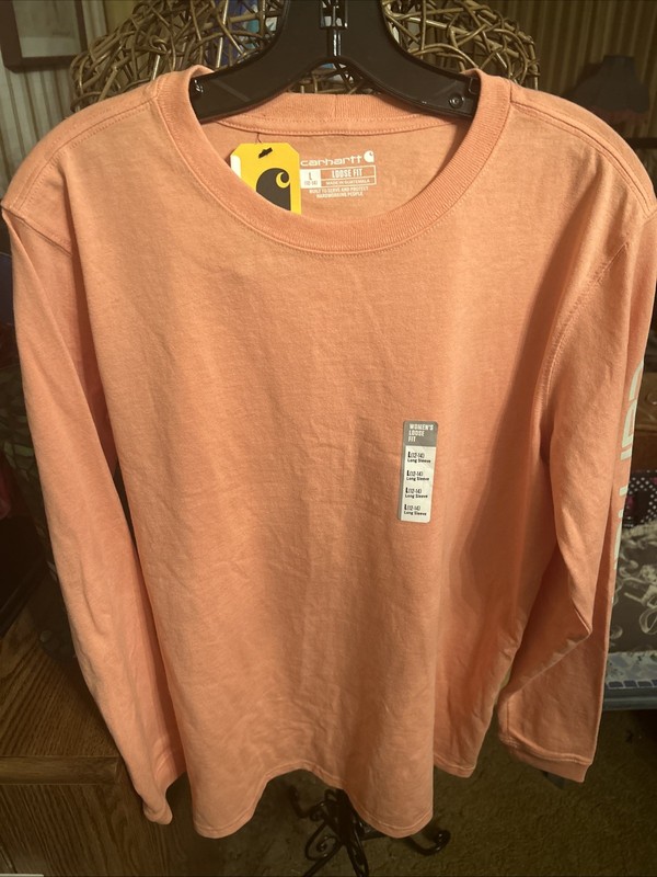 Carhartt Loose Fit Long Sleeve Graphic T-Shirt Women’s Size Large New With Tags