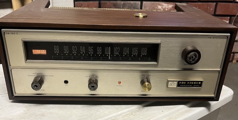 Vintage The Fisher FM- 100 C  FM MPX TUNER Tube  Working