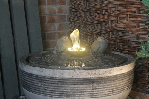 LARGE STONE NIAGARA WATER FOUNTAIN GARDEN ORNAMENT PATIO SELF CONTAINED FEATURE - Picture 9 of 9