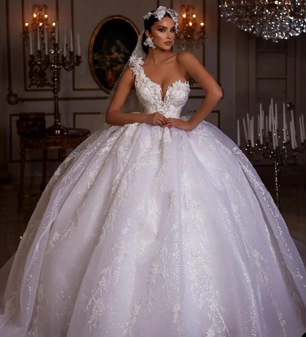 slim fit dress slacks One-Shoulder Wedding Gown with Detachable Train – Gattinolli by Marwan