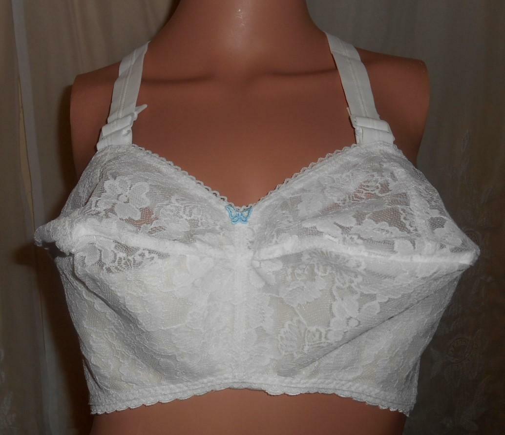 Cameo Couture Bullet Bra Size 28EE Lady Cameo Lingerie White Style707  Custom Fit