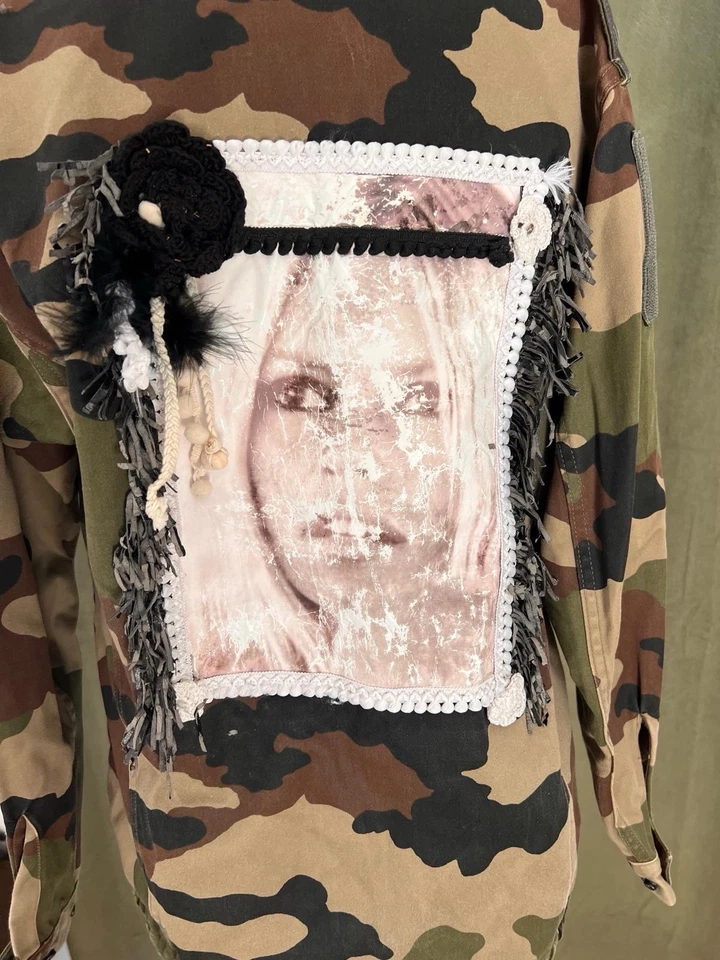TRANSCONFECTION KAZANLAK Veste militaire Brigitte bardot 88 M franges - Photo 2/4