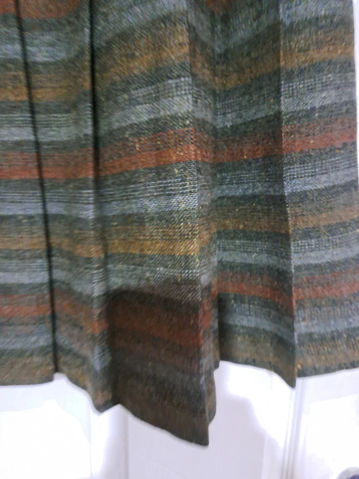 Falda plisada de lana talla 18 a rayas Foto 3 de 4