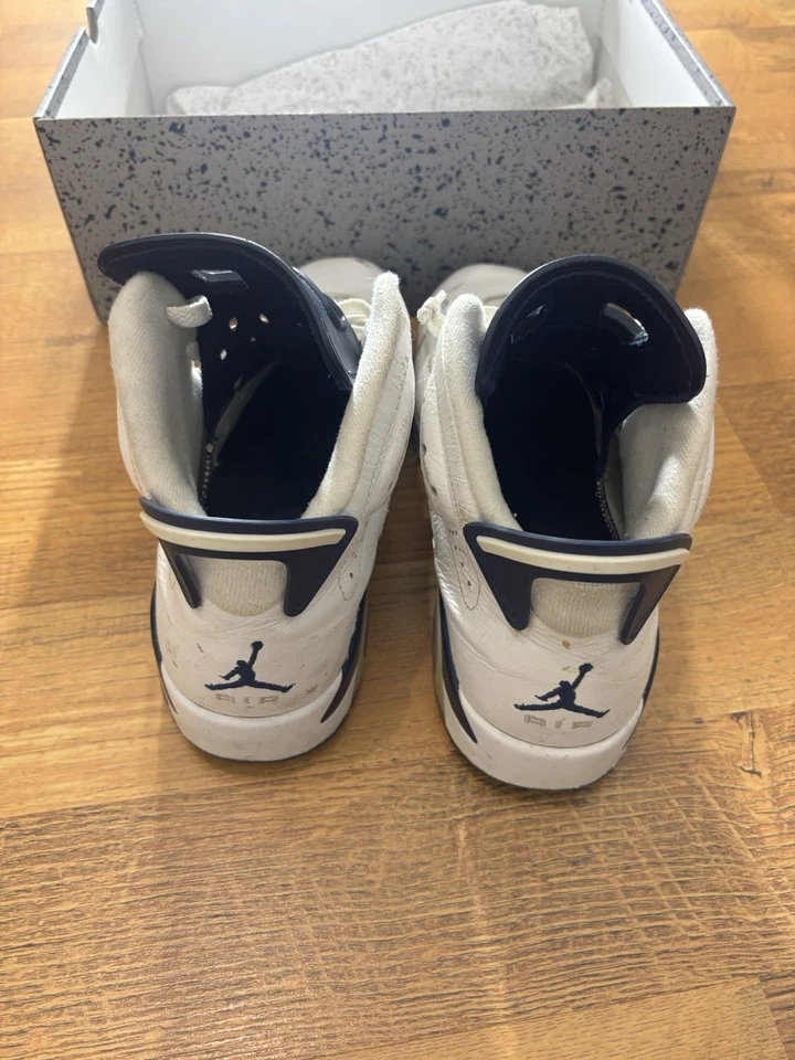 Talla 8.5 - Air Jordan 6 Retro 2000 Midnight Navy con Og Box Foto 4 de 4