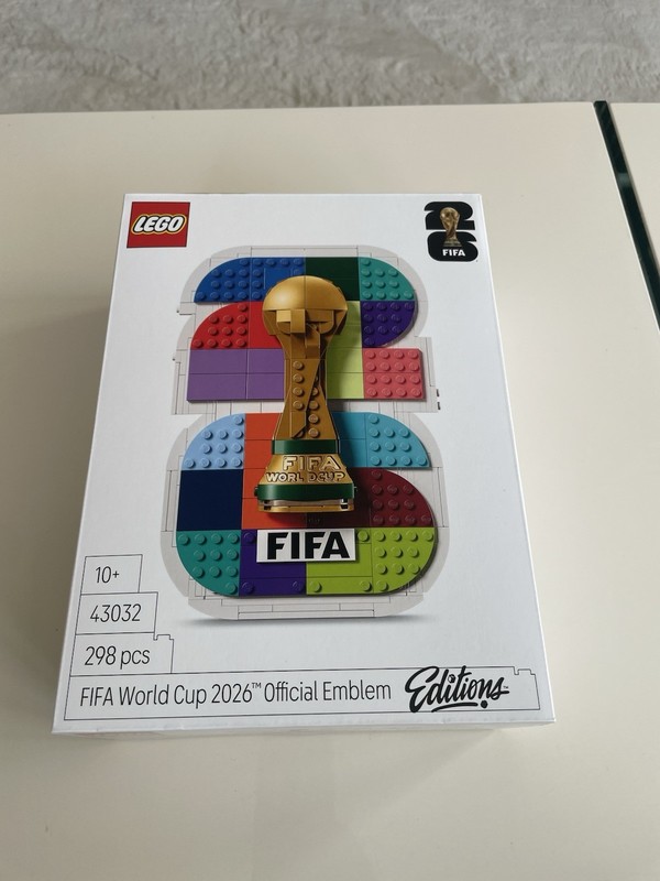 Lego 43032 FIFA WORLD CUP 2026 OFFICIAL EMBLEM BRAND NEW SEALED